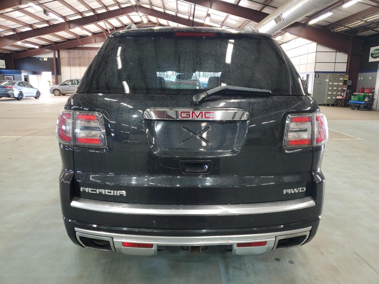 GMC ACADIA DENALI
