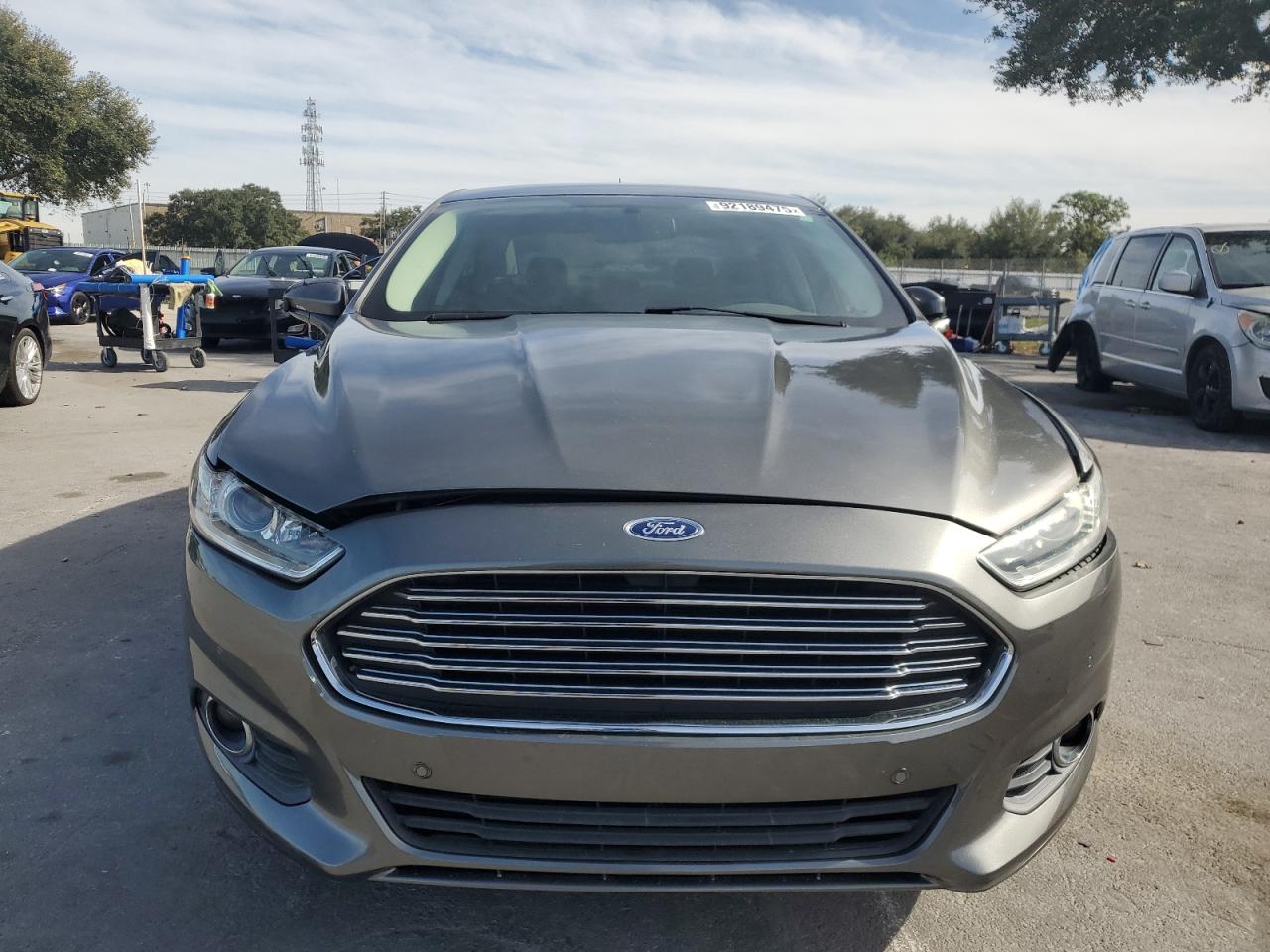 FORD FUSION SE