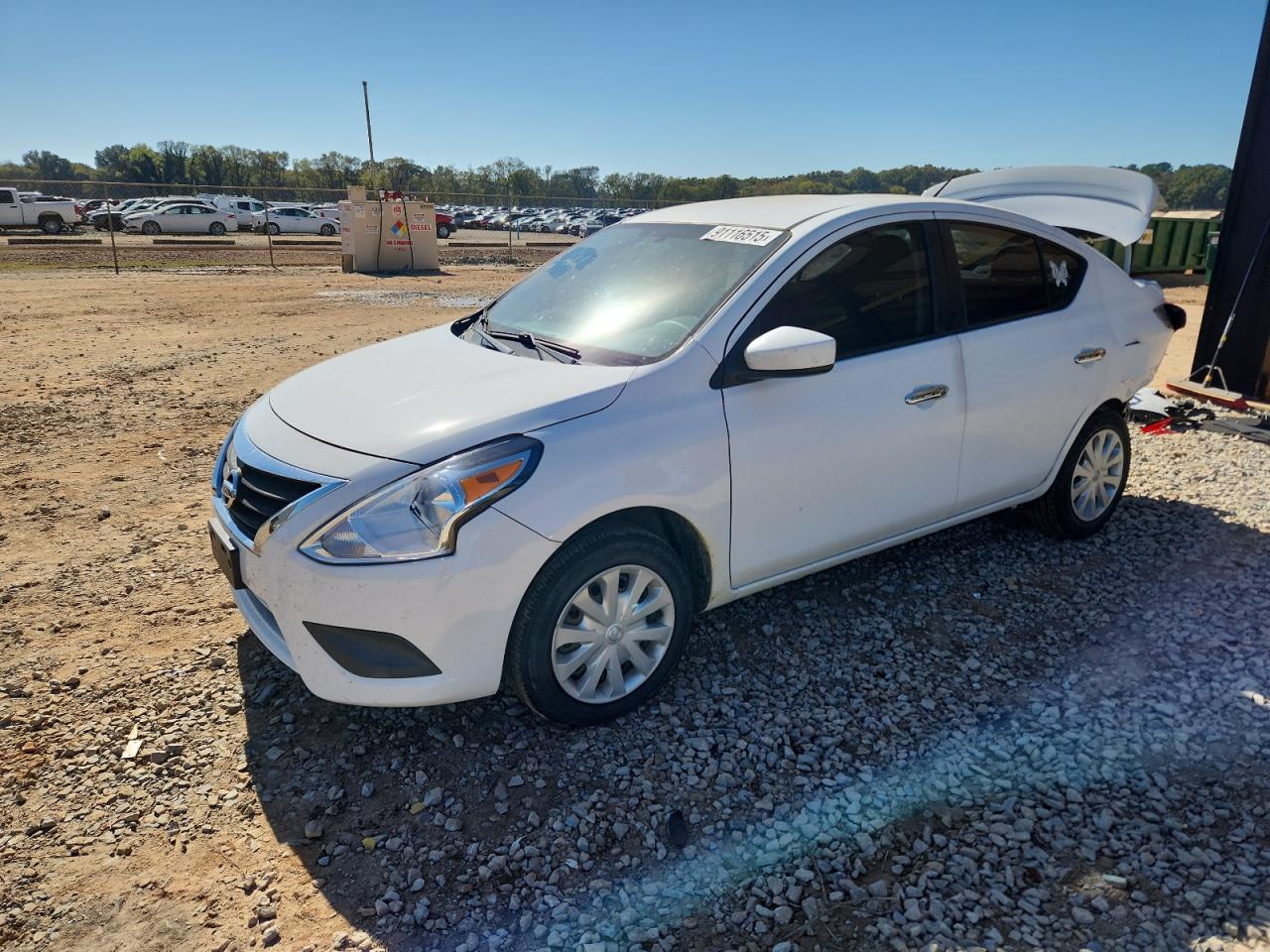 NISSAN VERSA S