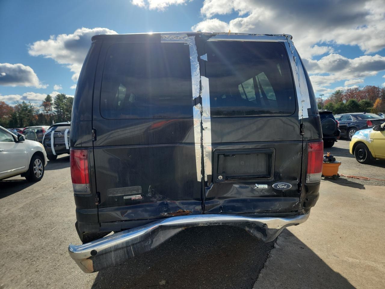 FORD ECONOLINE E350 SUPER DUTY WAGON