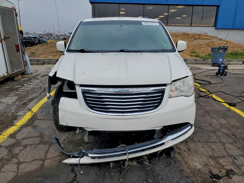 2013 CHRYSLER TOWN & COU #3304547461