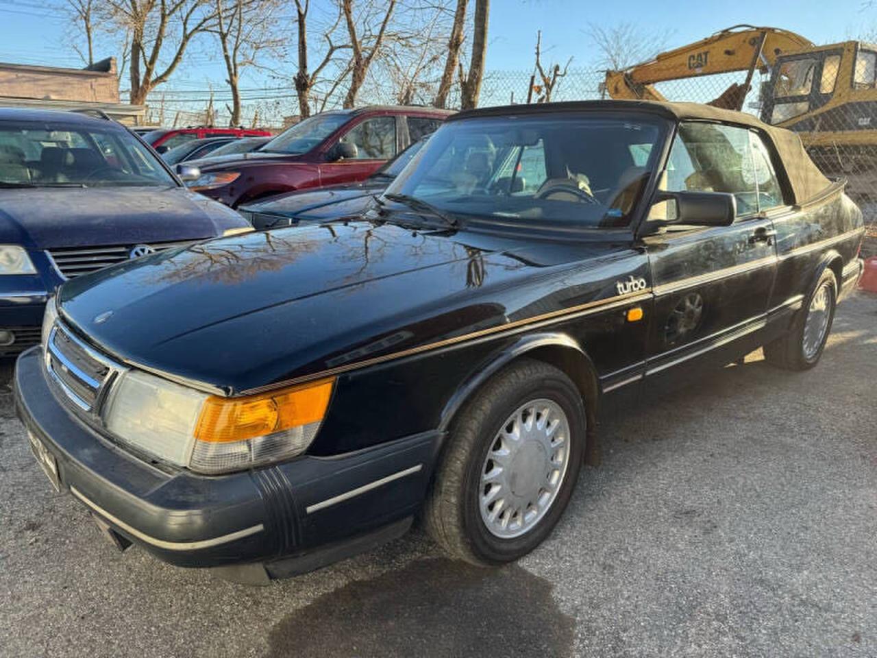 Lot #3278558064 1988 SAAB 900