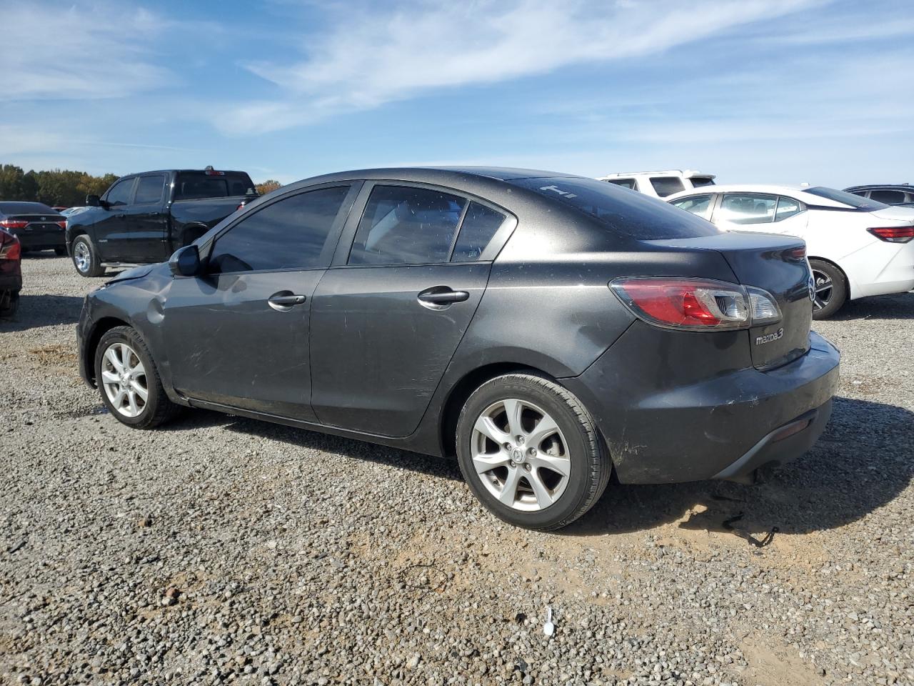 MAZDA 3 I