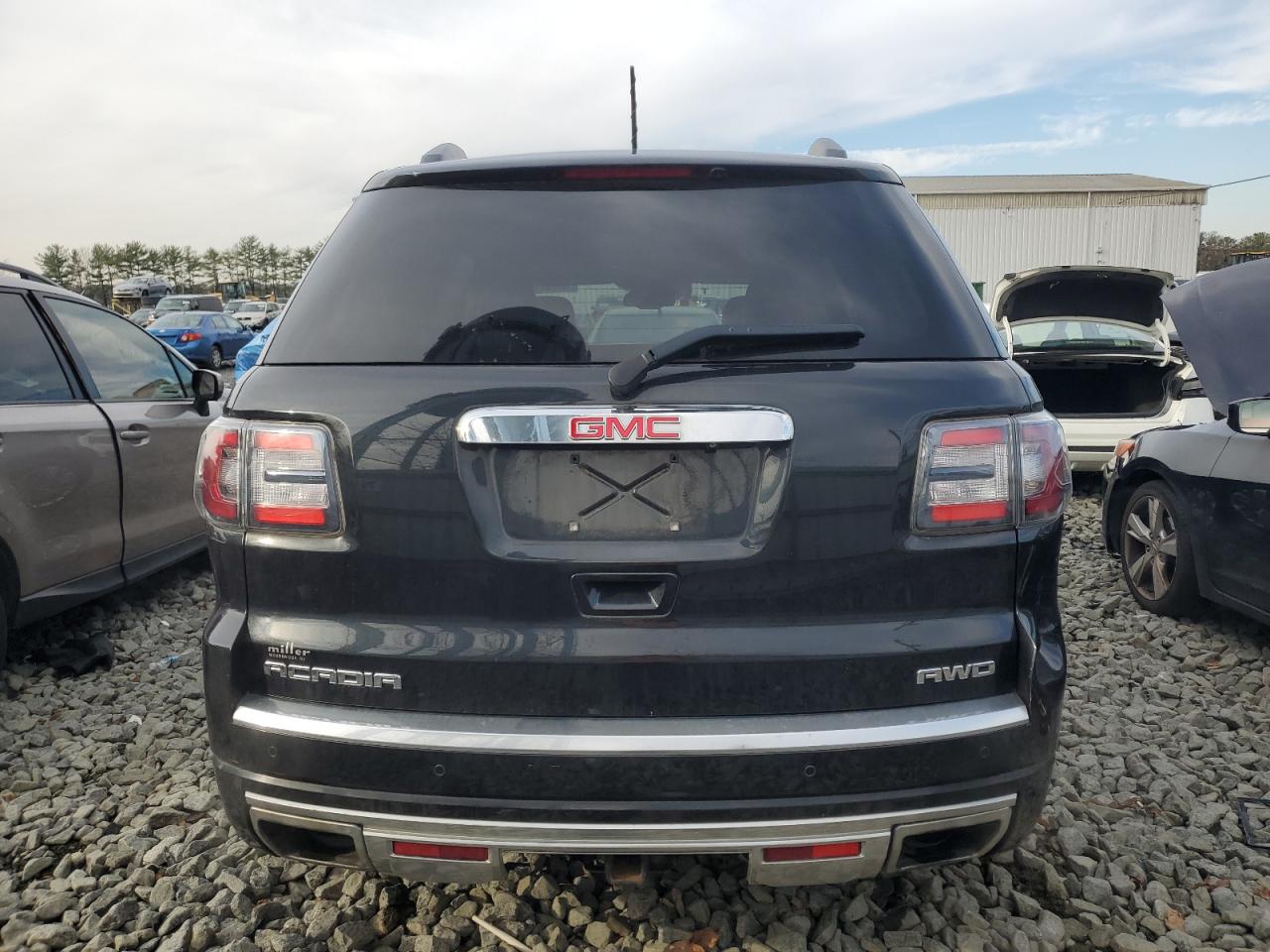GMC ACADIA DENALI