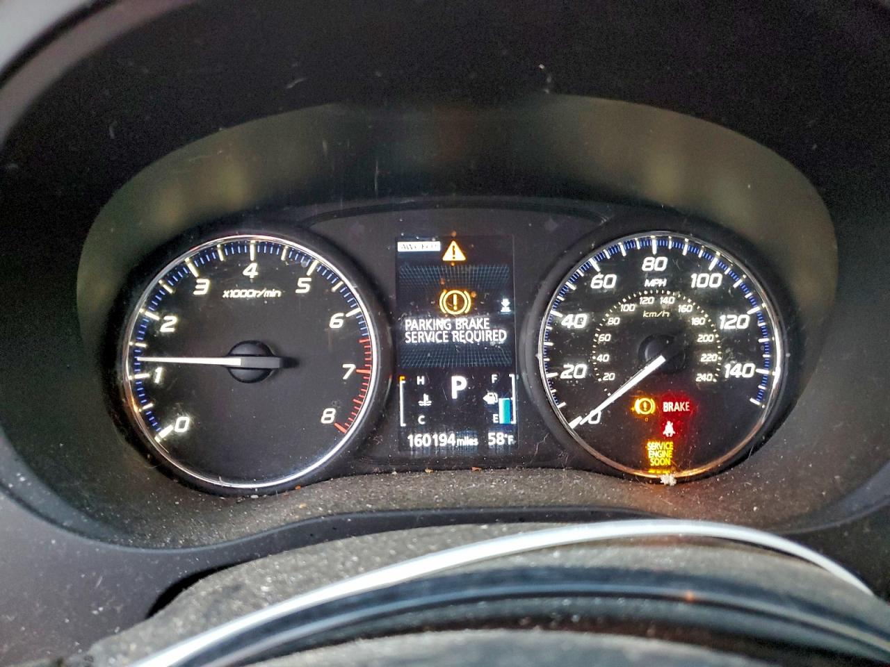 MITSUBISHI OUTLANDER SE