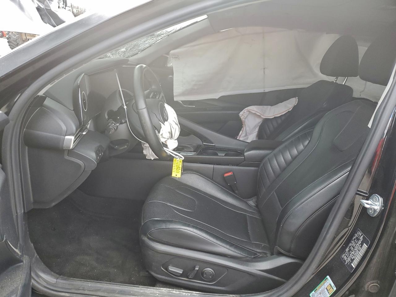 HYUNDAI ELANTRA LIMITED