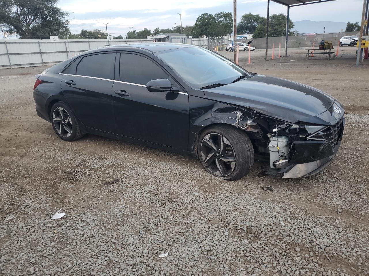 HYUNDAI ELANTRA LIMITED