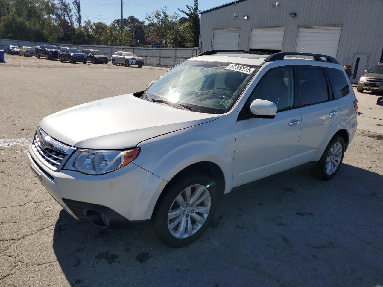 Lot #3301793405 2013 SUBARU FORESTER L