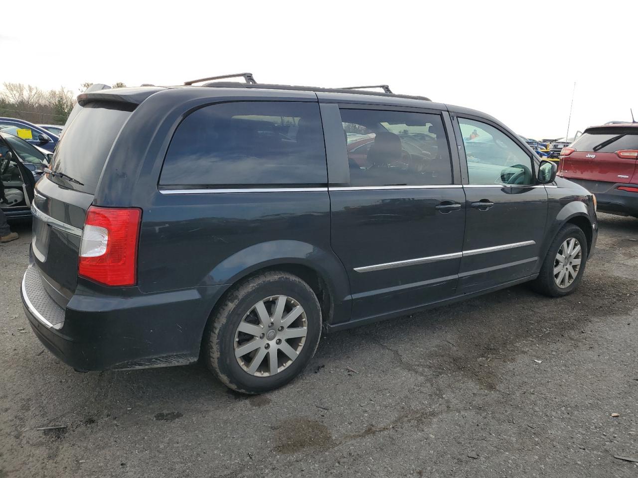 CHRYSLER TOWN & COUNTRY TOURING