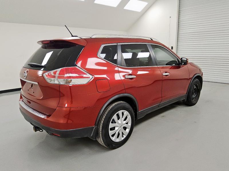 2015 NISSAN ROGUE S - KNMAT2MTXFP553413