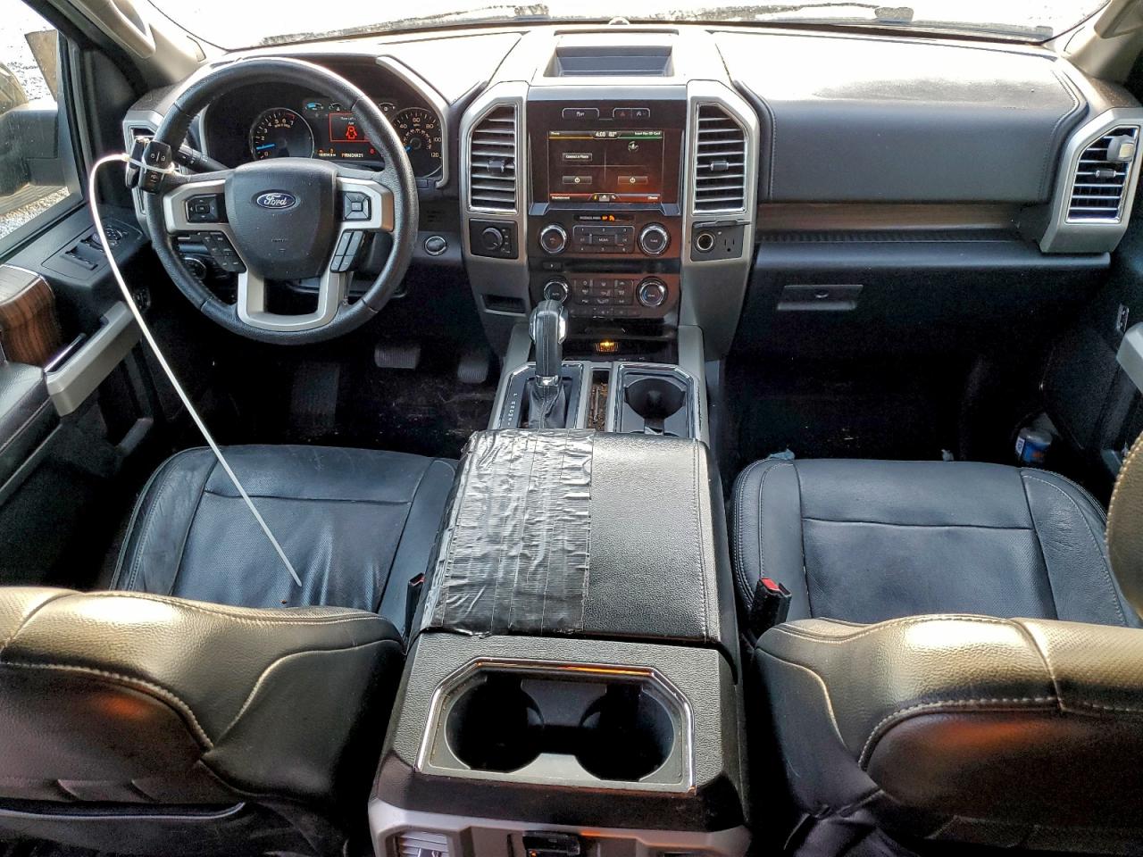 FORD F-150 SUPERCREW