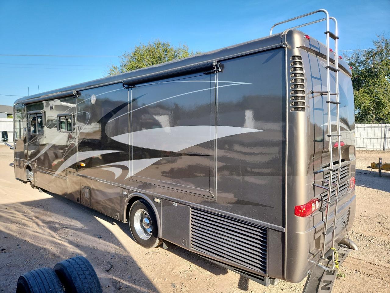 Lot #3285734693 2007 KOUNTRY STAR MOTORHOME