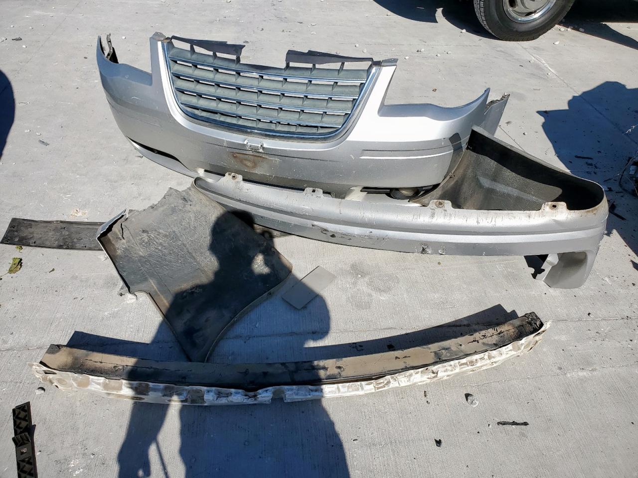 CHRYSLER TOWN & COUNTRY TOURING