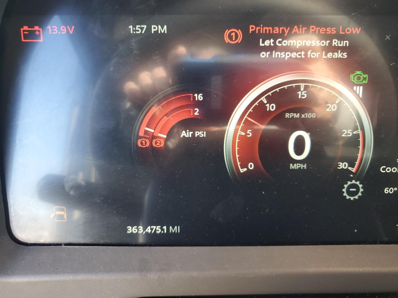 Lot #3290215213 2023 PETERBILT 579