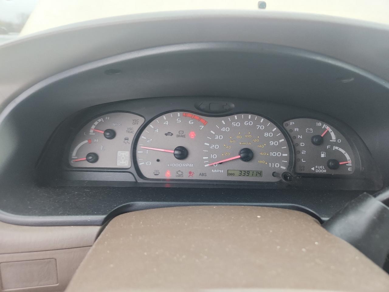 Lot #3283782545 2004 TOYOTA SEQUOIA SR