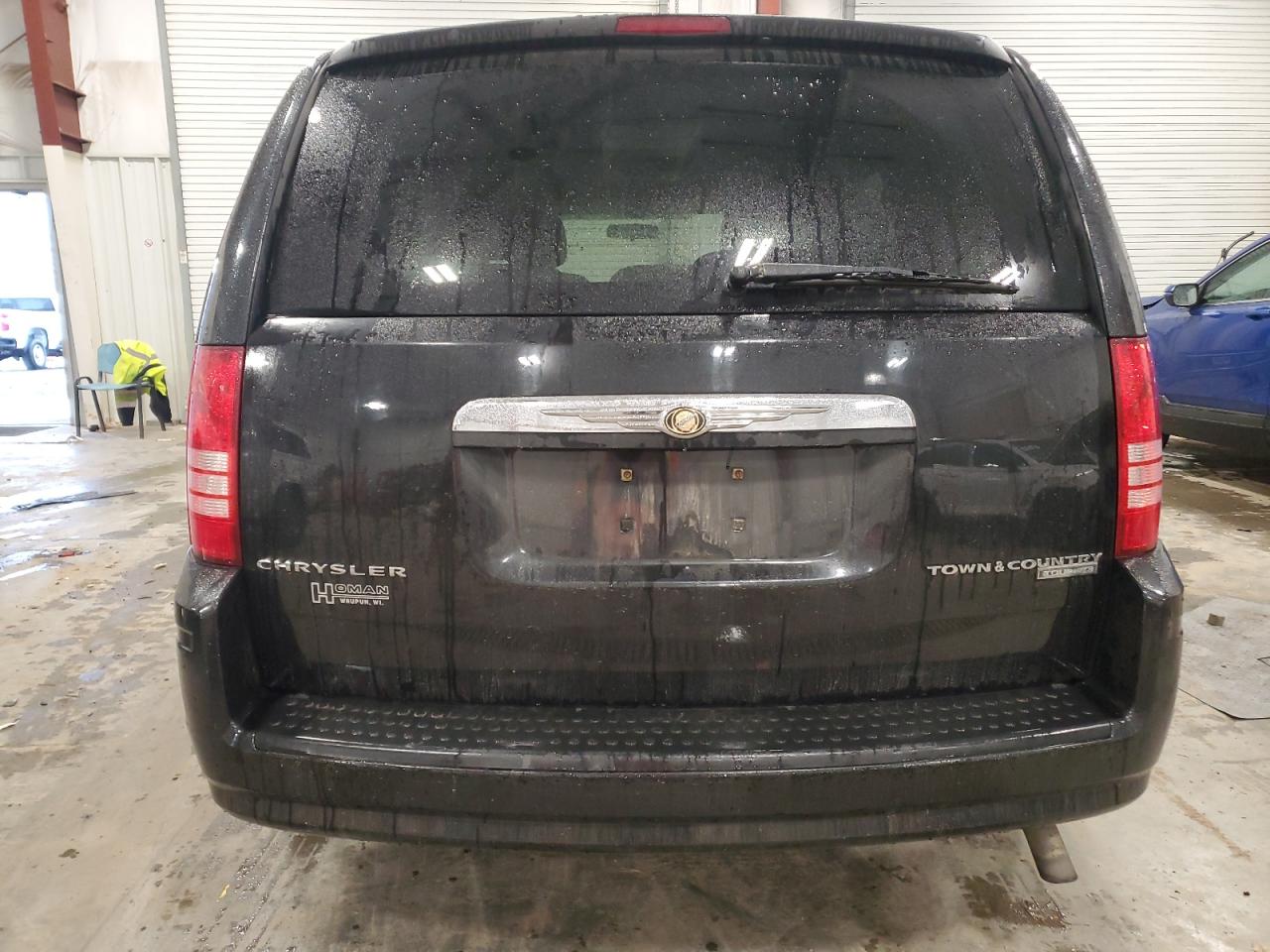 CHRYSLER TOWN & COUNTRY TOURING