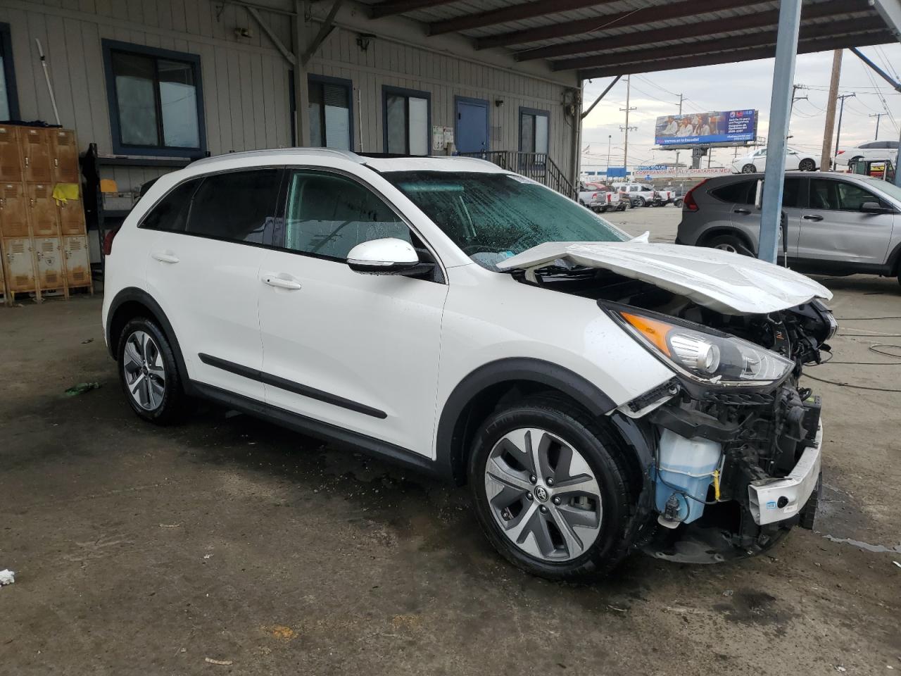 KIA NIRO EX PREMIUM