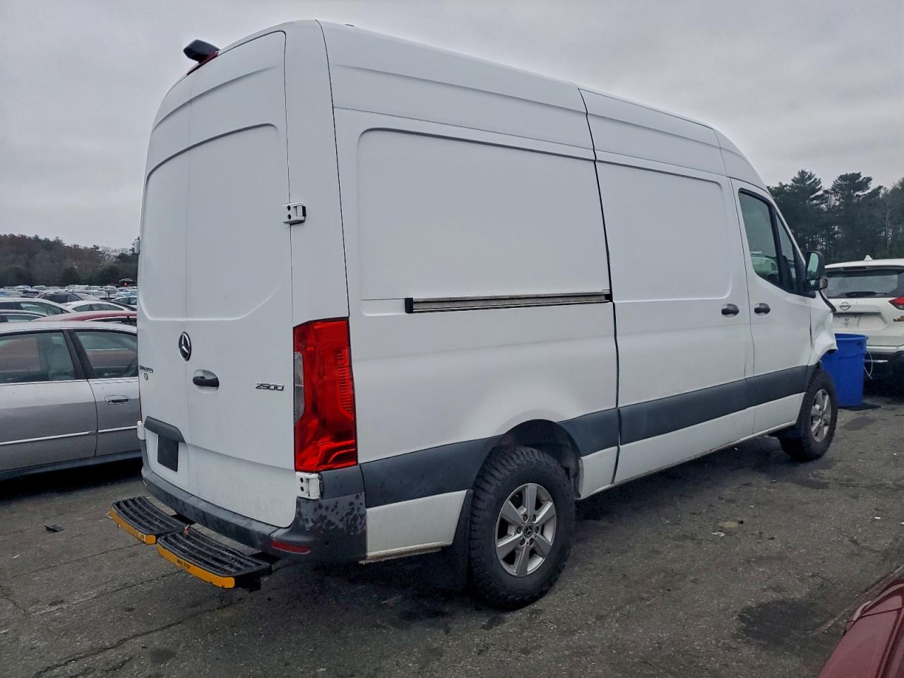 MERCEDES-BENZ SPRINTER 2500/3500