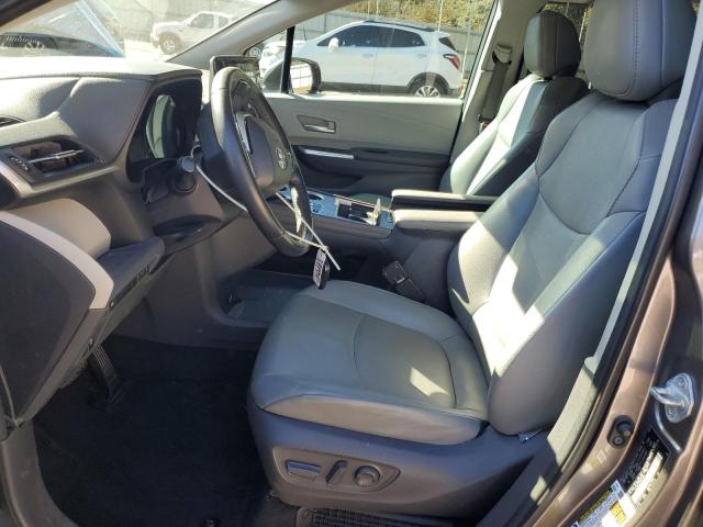 2021 TOYOTA SIENNA XLE #3287592060