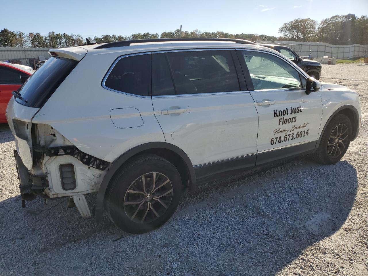 VOLKSWAGEN TIGUAN SE