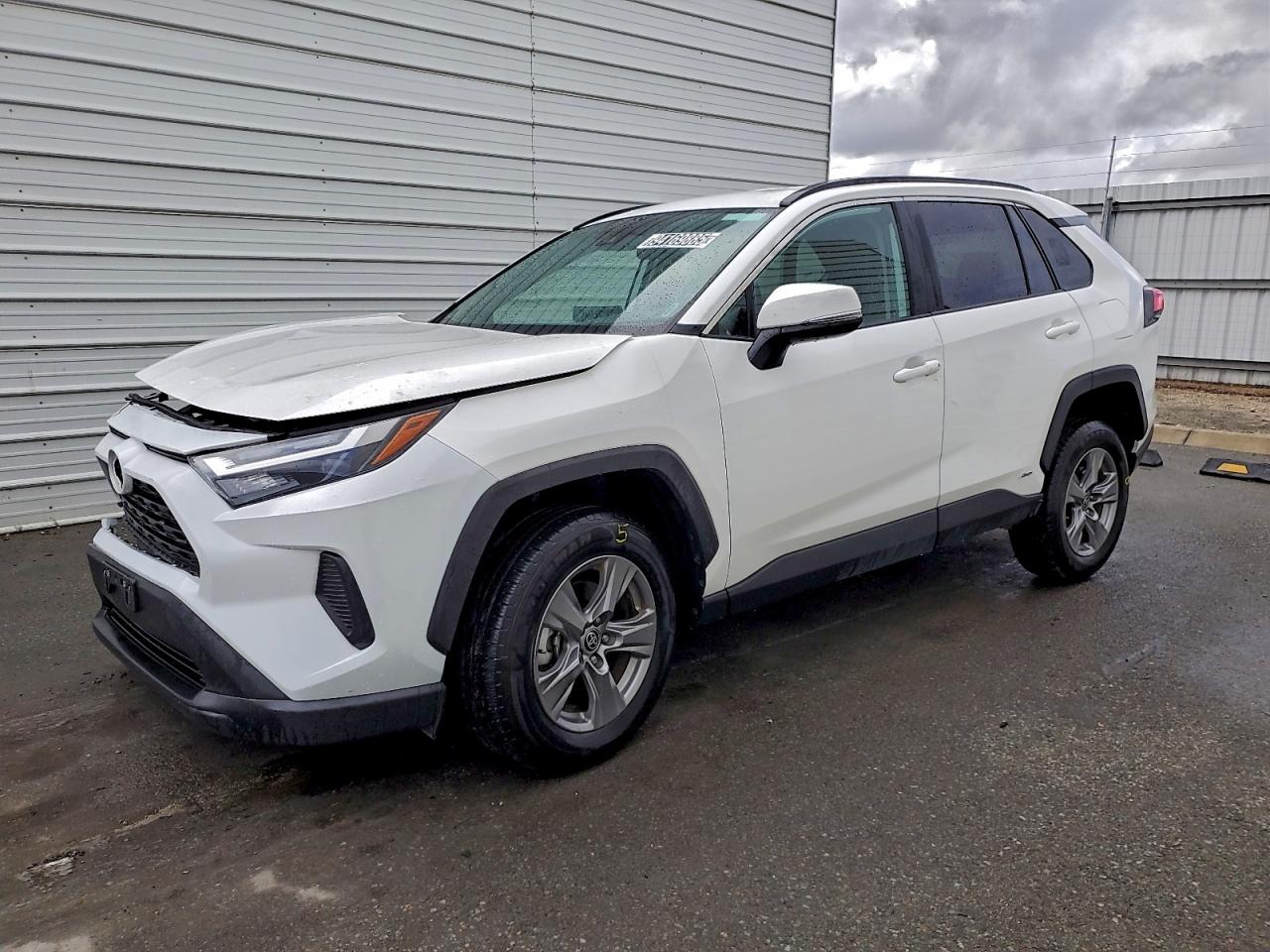 TOYOTA RAV4 XLE