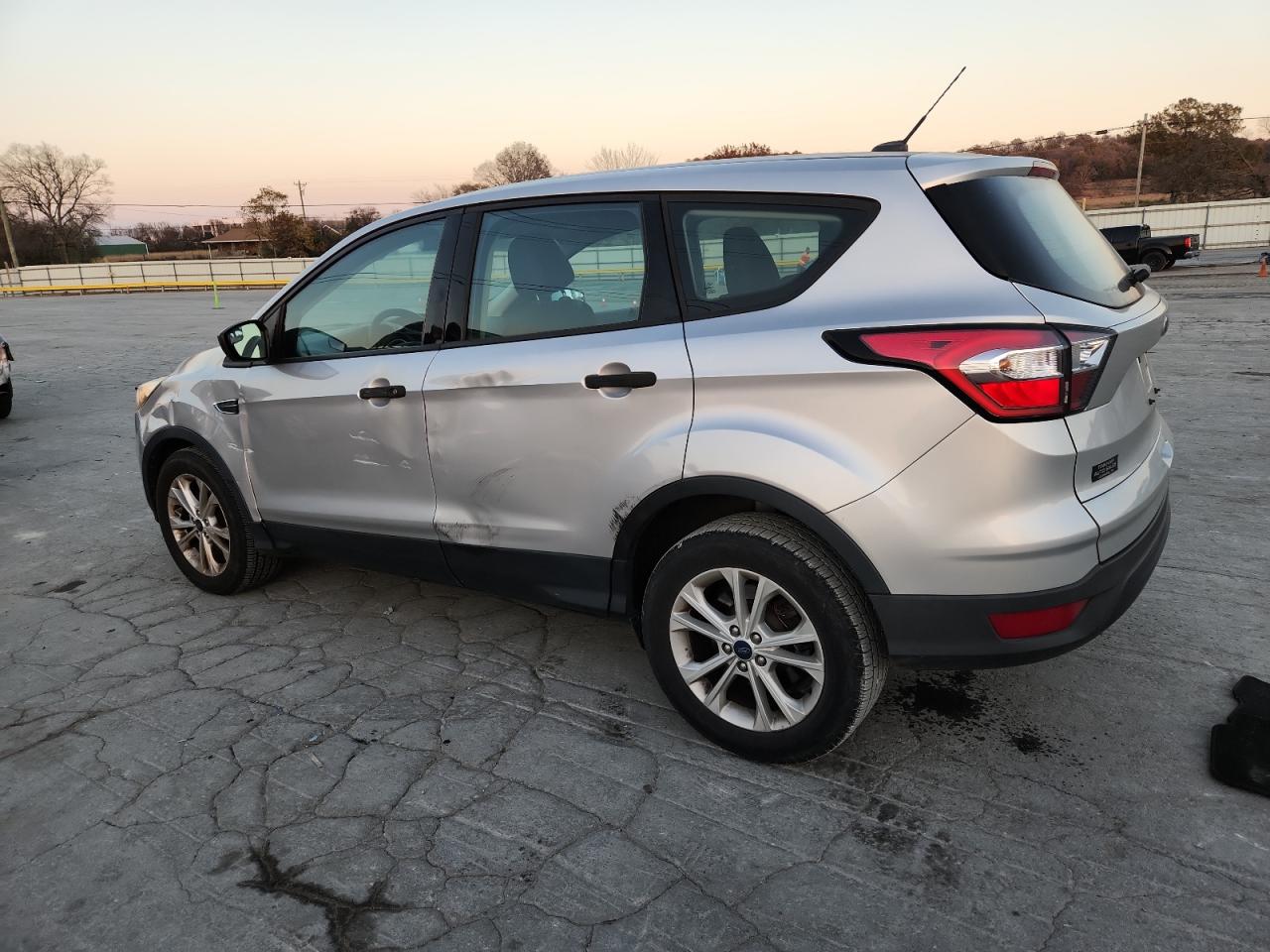 FORD ESCAPE S