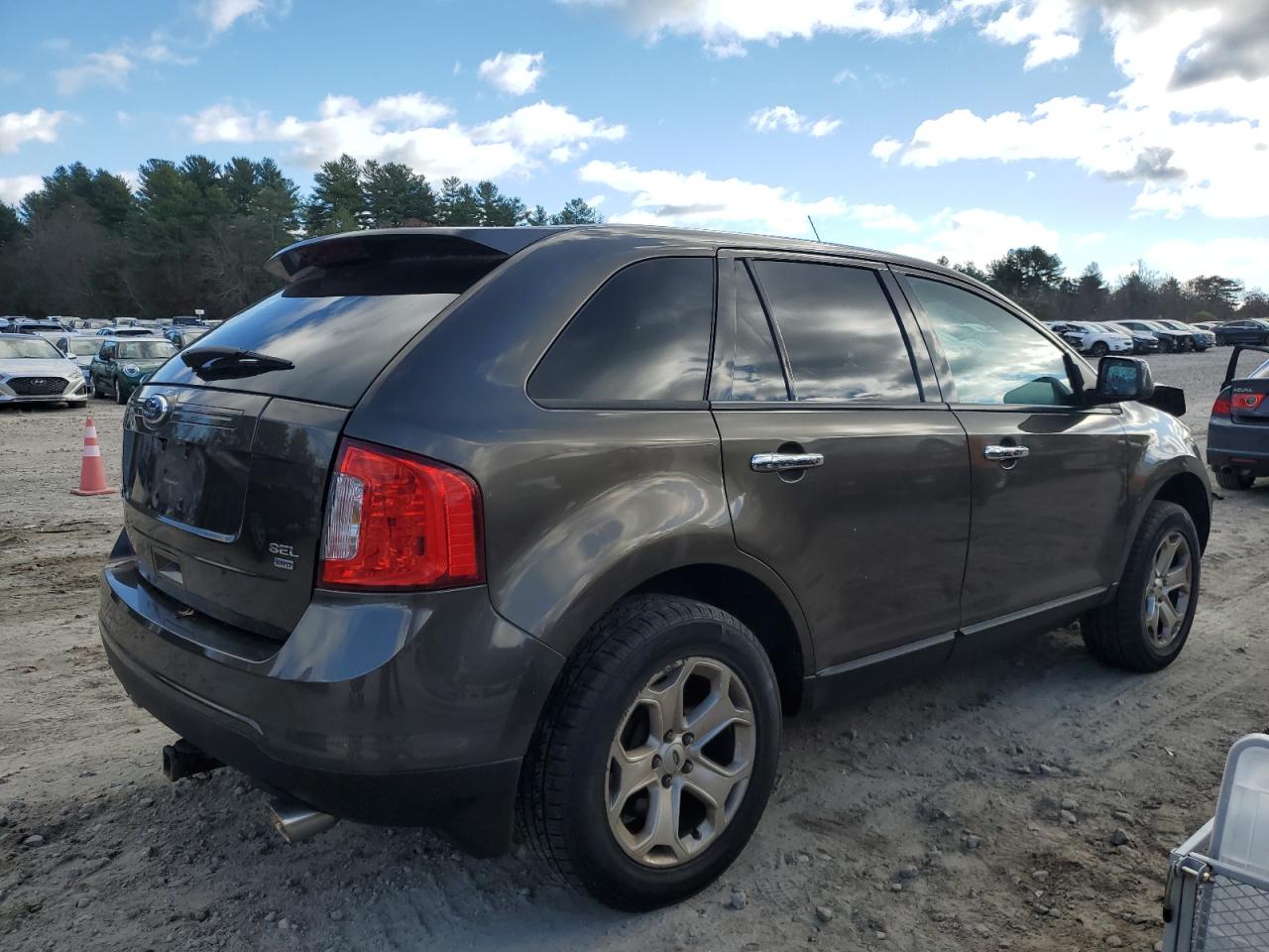 FORD EDGE SEL