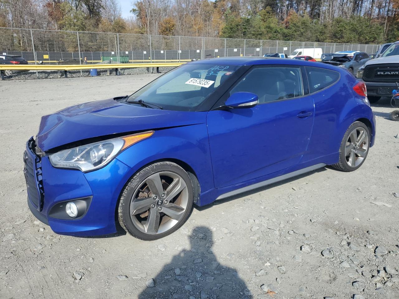 Lot #3291334136 2013 HYUNDAI VELOSTER T