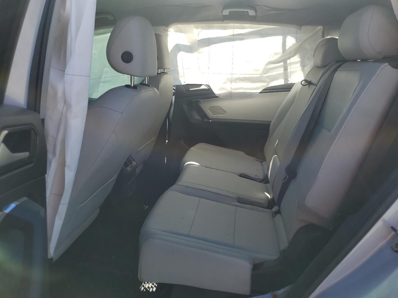 VOLKSWAGEN TIGUAN SE