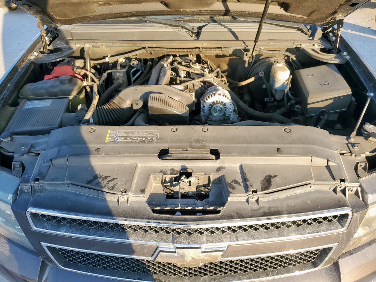 CHEVROLET TAHOE C1500 LT