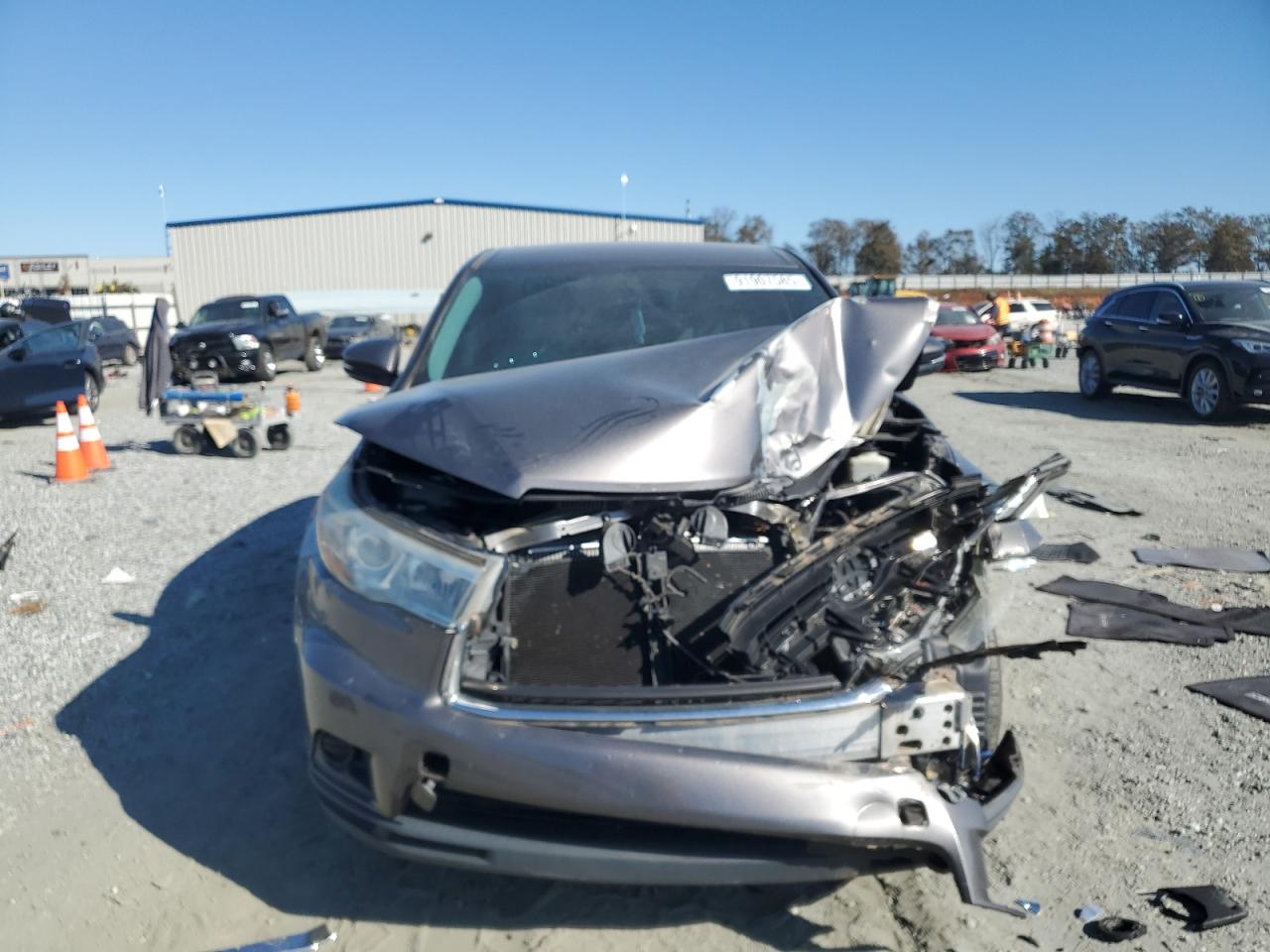 TOYOTA HIGHLANDER LE