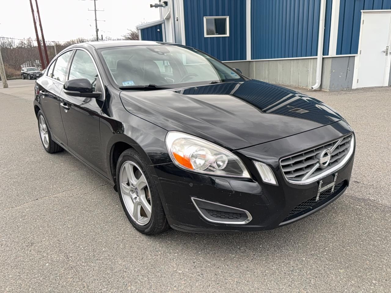 VOLVO S60 T5