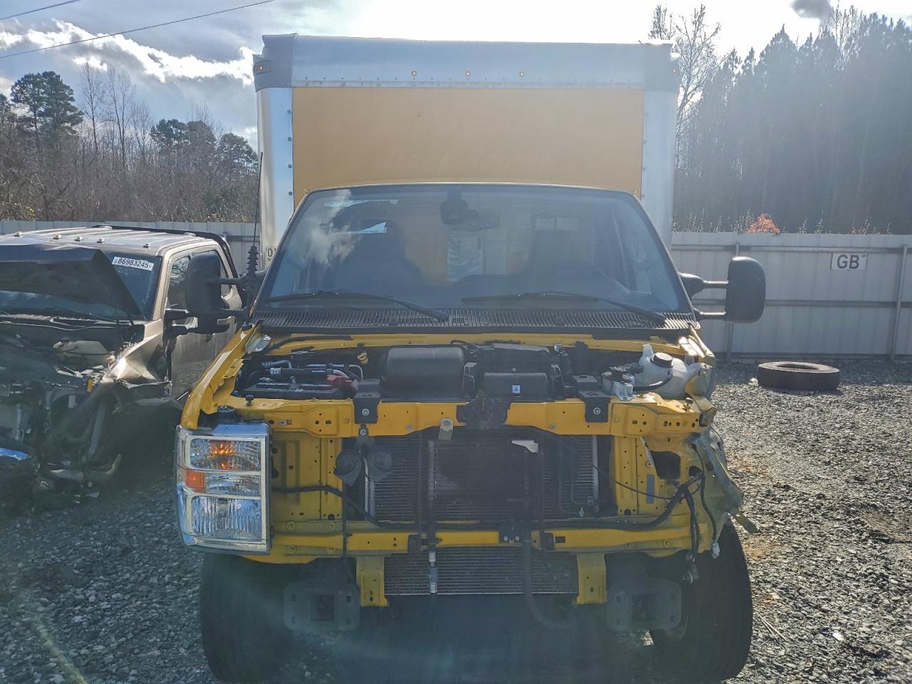 FORD ECONOLINE E350 SUPER DUTY CUTAWAY VAN