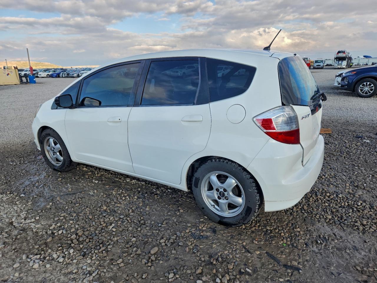 HONDA FIT