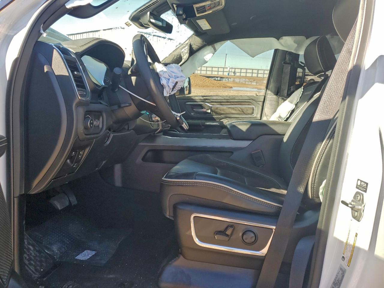 Lot #3312479679 2025 RAM 1500 LARAM