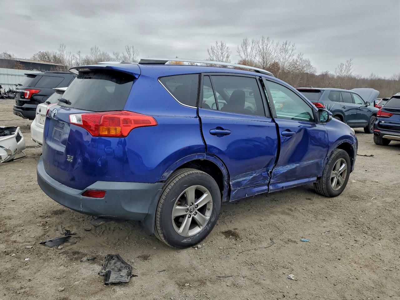 TOYOTA RAV4 XLE