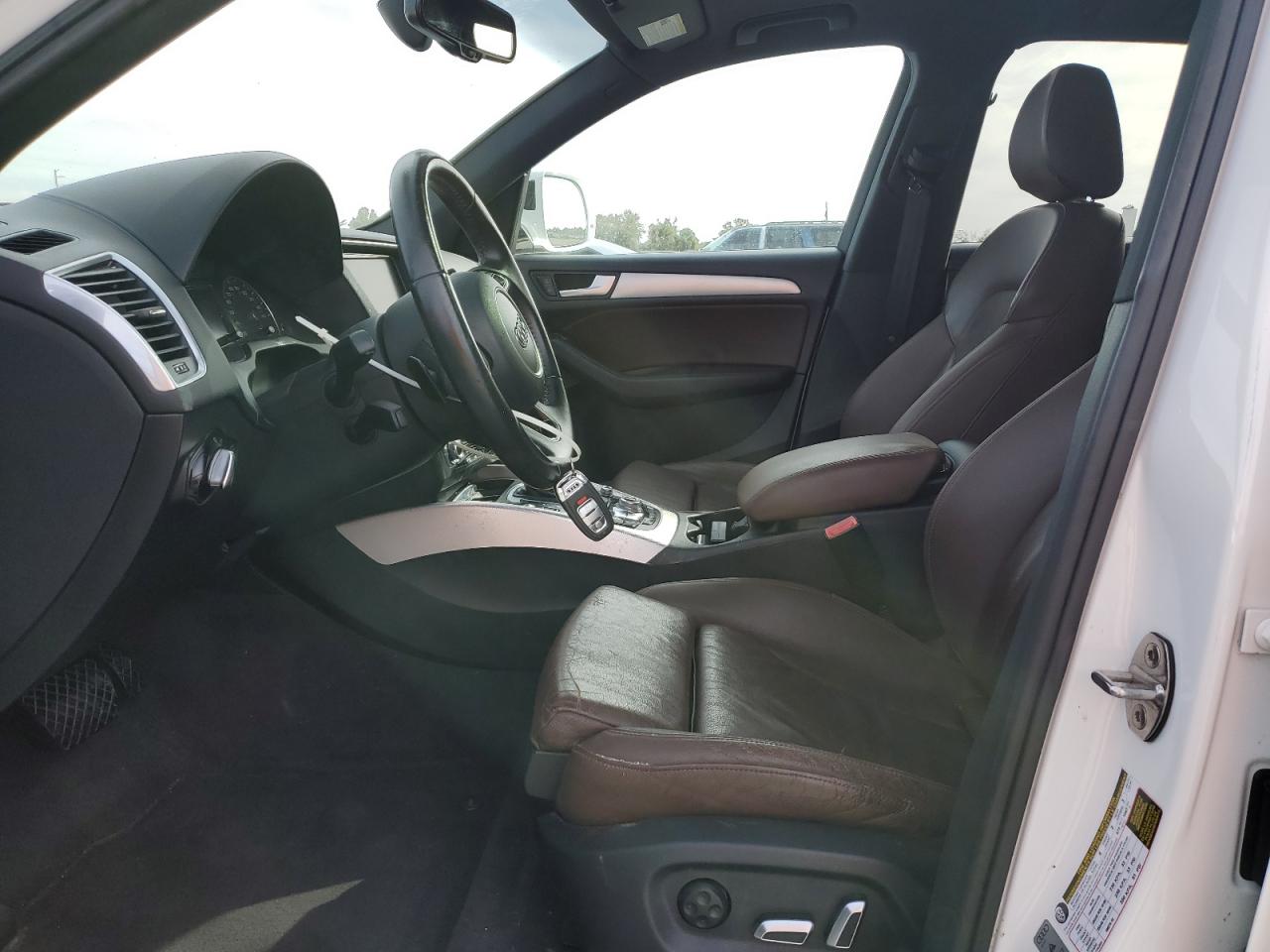 AUDI Q5 PREMIUM PLUS