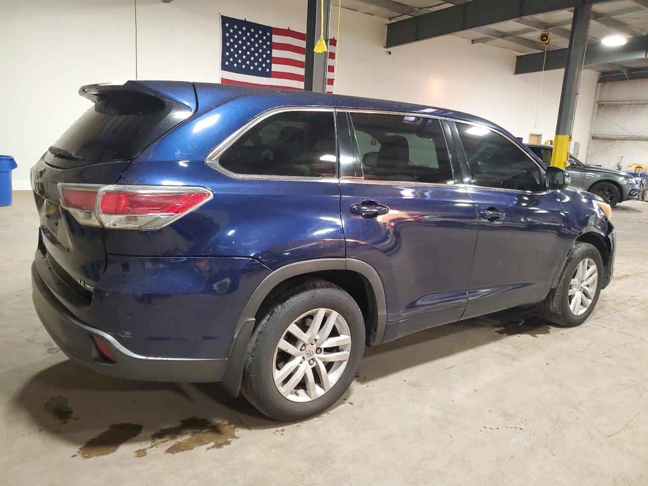 TOYOTA HIGHLANDER LE