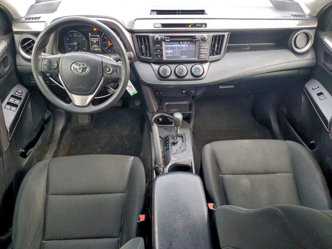 TOYOTA RAV4 LE