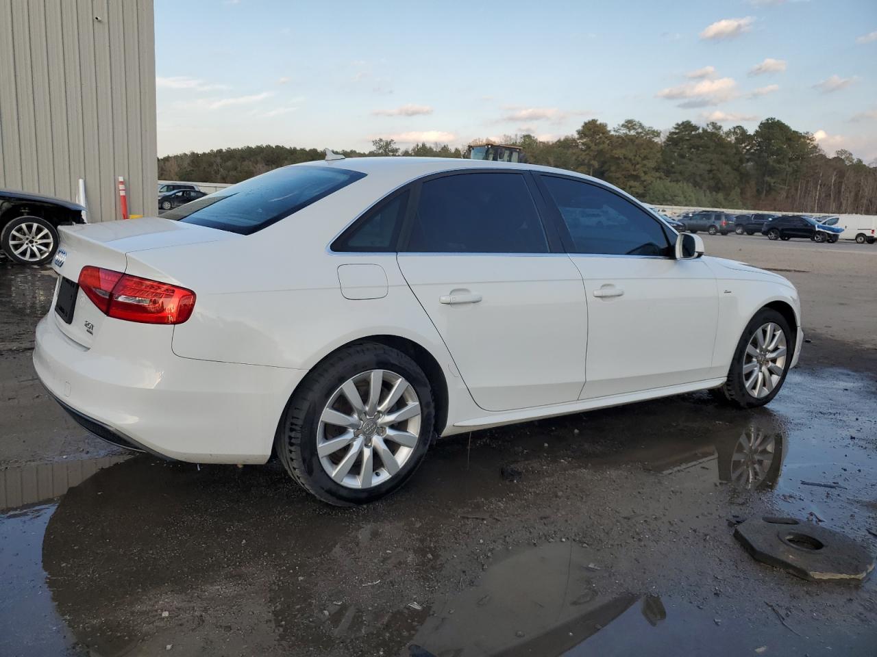 AUDI A4 PREMIUM