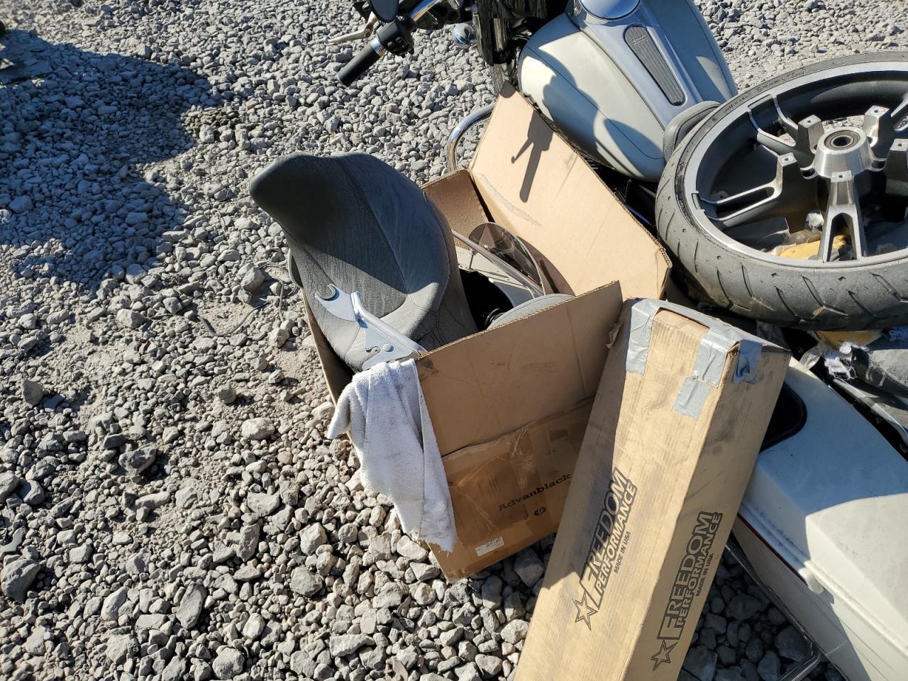 Lot #3317945916 2015 HARLEY-DAVIDSON FLHXS STRE