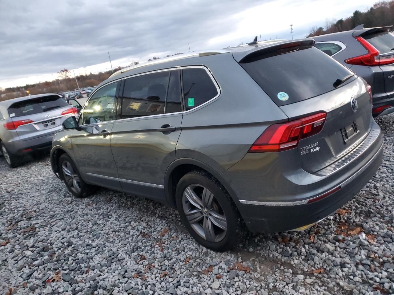 VOLKSWAGEN TIGUAN SE