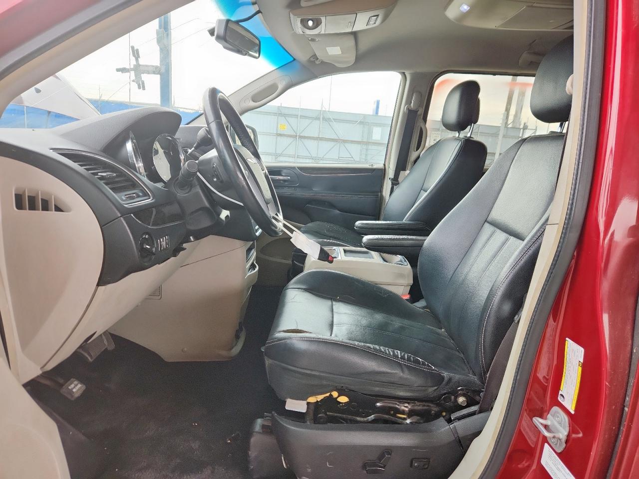 CHRYSLER TOWN & COUNTRY TOURING