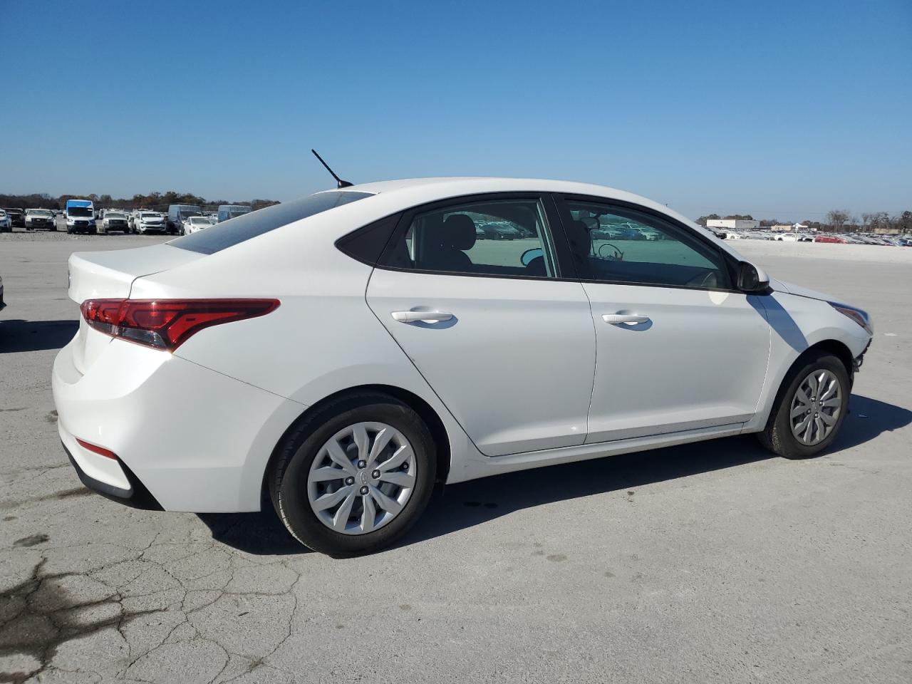 HYUNDAI ACCENT SE