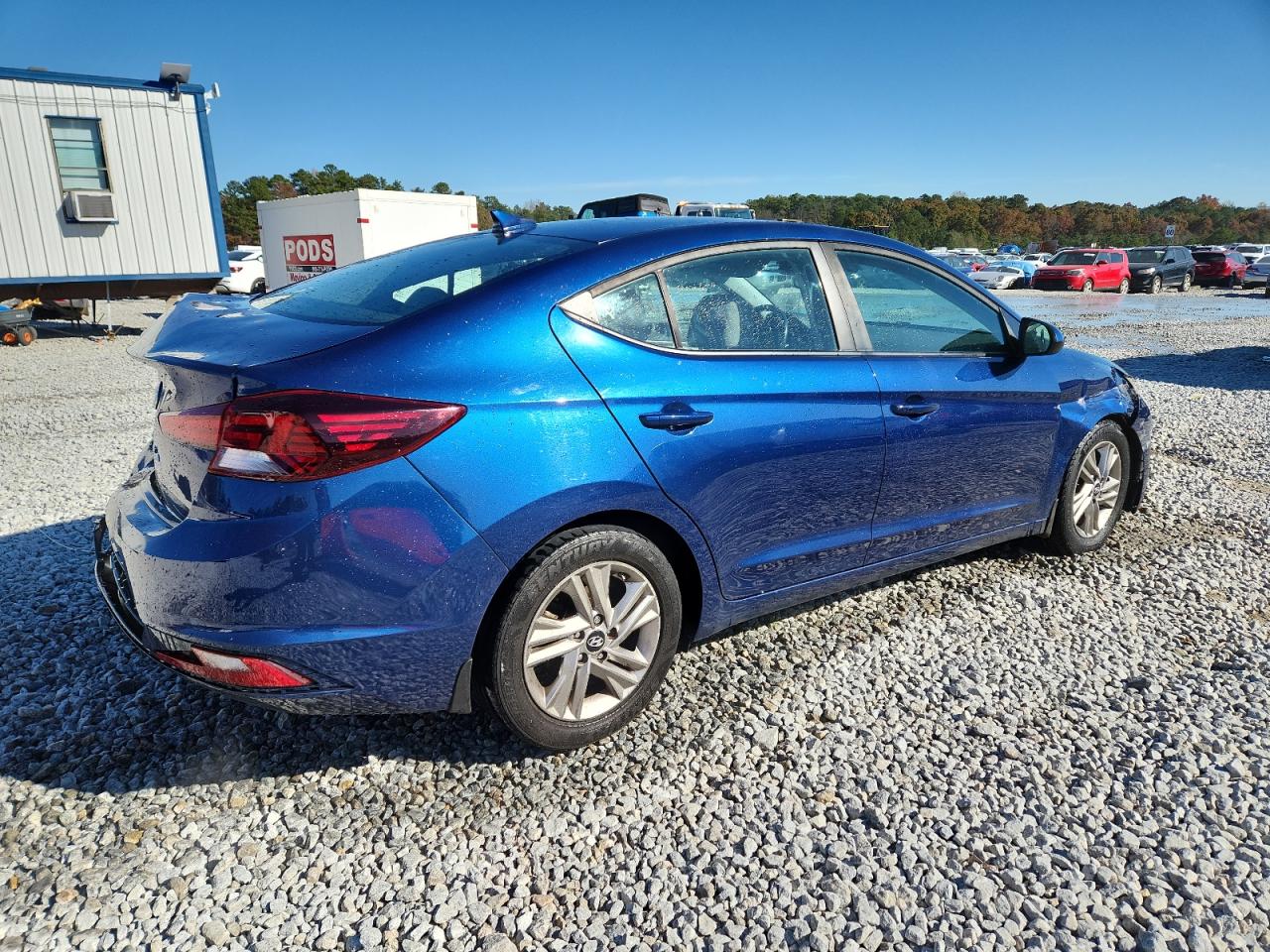 HYUNDAI ELANTRA SEL