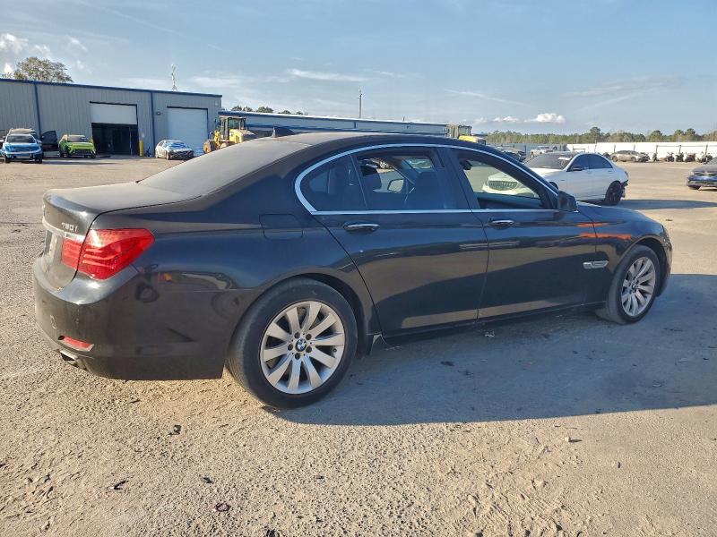 2011 BMW 750 I #3297978781