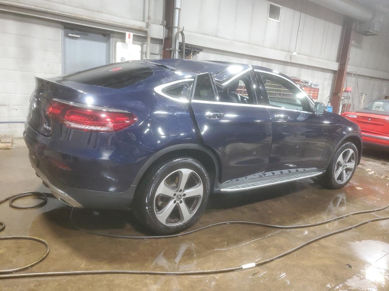 MERCEDES-BENZ GLC-CLASS 300 4MATIC