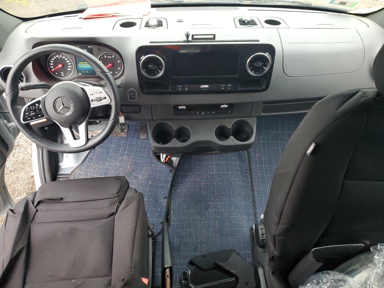 MERCEDES-BENZ SPRINTER 2500