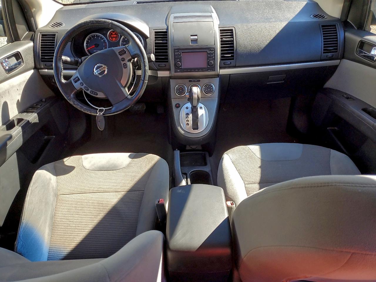 NISSAN SENTRA 2.0