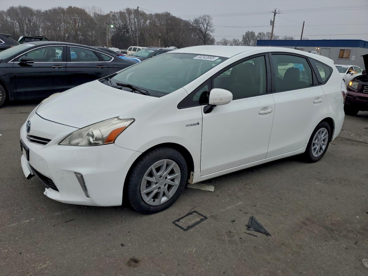TOYOTA PRIUS V